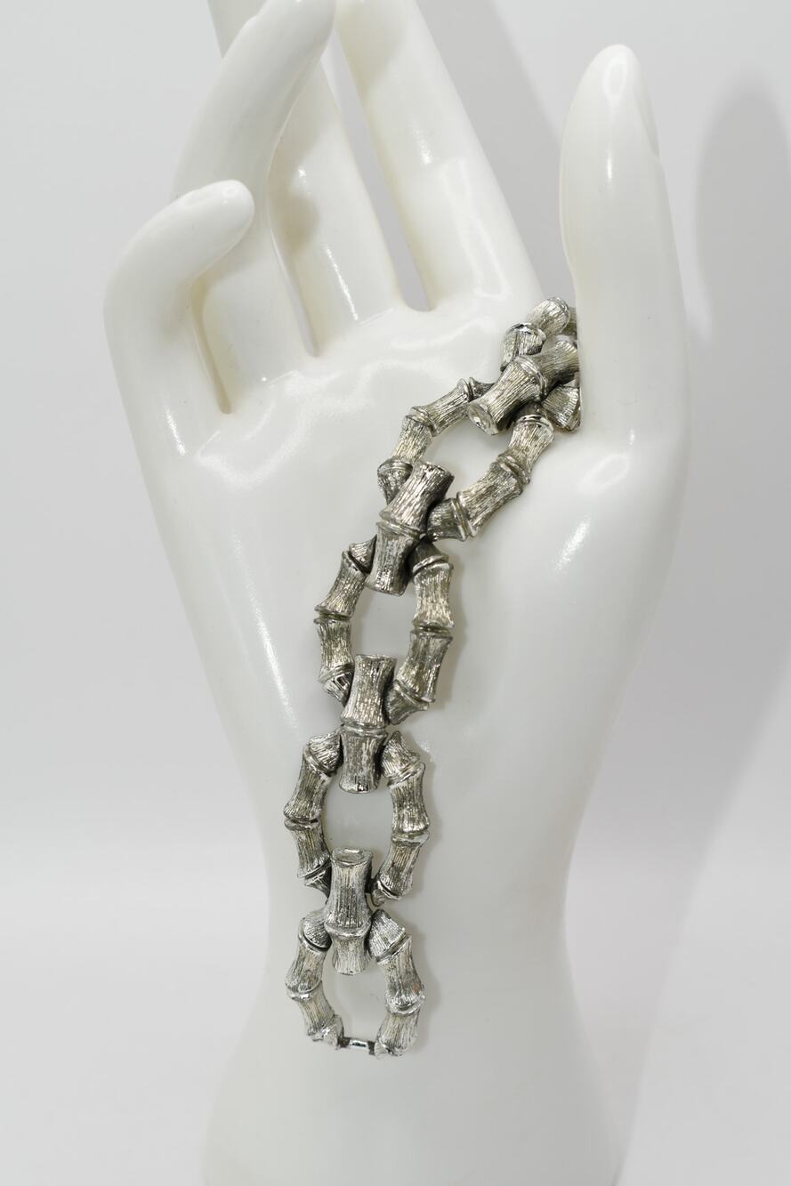 Vintage LISNER Bamboo Link Bracelet Silver Tone 7.125in Mid Century